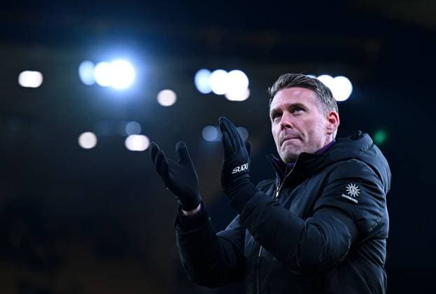 Rob Edwards manager of Wolverhampton Wanderers applauds the fans after the game Wolverhampton Wanderers v West Ham United, Premier League, Football, Molineux, Wolverhampton, UK - 03 Jan 2026Wolverhampton Molineux United Kingdom EDITORIAL USE ONLY No use with unauthorised audio, video, data, fixture lists, club league logos or live services. Online in-match use limited to 120 images, no video emulation. No use in betting, games or single club league player publications. Copyright: xAnnaxGowthorpe Shutterstockx 16220498ax