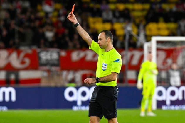 FOOTBALL : AS Monaco VS Olympique Lyonnais - Ligue 1 Mc™Donalds - 03 01 2026 Red card Mamadou Coulibaly (ASM) - Ligue 1 McDonald™s match between AS Monaco and Olympique Lyonnais on January 03, 2026 at the Louis II Stadium in Monaco. MonacoMonaco  Copyright: xWilliamxCannarellax