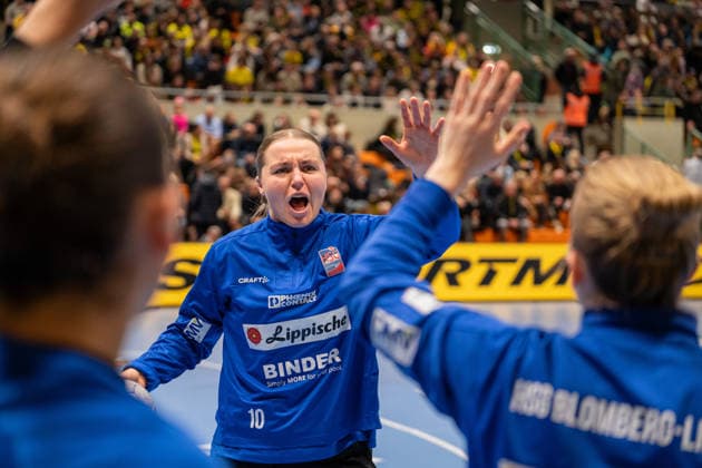 Borussia Dortmund (GER) vs. HSG Blomberg-Lippe (GER), Handball, 1. Handball Bundesliga Frauen, 11. Spieltag, 3.1.2026, Saision 2025 2026, Dortmund Maxi Muehlner (HSG Blomberg-Lippe, 10) beim Aufwaermen Dortmund Sporthalle Wellinghofen Deutschland