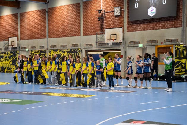 Borussia Dortmund (GER) vs. HSG Blomberg-Lippe (GER), Handball, 1. Handball Bundesliga Frauen, 11. Spieltag, 3.1.2026, Saision 2025 2026, Dortmund Die Spielerinnen der HSG Blomberg-Lippe (GER) beim Einlaufen Dortmund Sporthalle Wellinghofen Deutschland