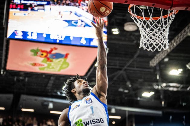 Rostock, Deutschland 03. Januar 2026: 1.BBL - 2025 2026 - Rostock Seawolves vs. Skyliners Frankfurt Im Bild: Isaiah Swope (Frankfurt Skyliners) wirft einen Korb Copyright: xFotostandx xVoelkerx