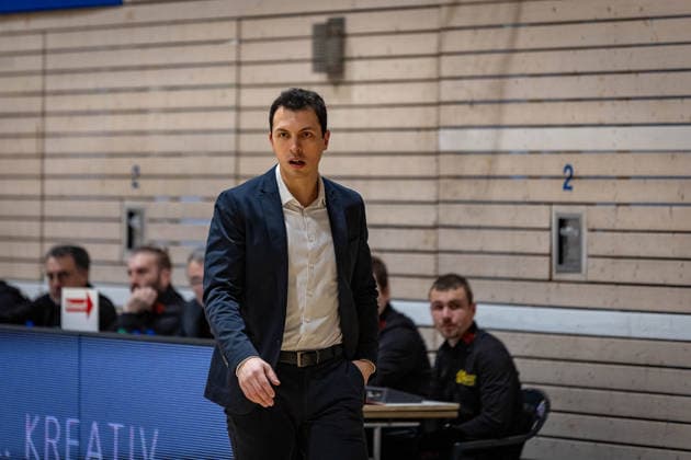 Lukas Hofer (BBC Bayreuth, Headcoach) GER, Bozic Estriche Knights Kirchheim vs. BBC Bayreuth, BARMER 2. Basketball Bundesliga, 16. Spieltag, Saison 2025 2026, 03.01.2026 GER, Bozic Estriche Knights Kirchheim vs. BBC Bayreuth, BARMER 2. Basketball Bundesliga, 16. Spieltag, Saison 2025 2026, 03.01.2026 Kirchheim an der Teck Copyright: xEibner-Pressefoto NinaxSanderx EP_NSR