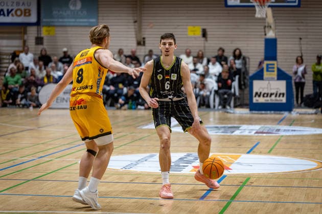 Lucas Mayer (Bozic Estriche Knights Kirchheim, 08) Moritz Plescher (BBC Bayreuth, 06) GER, Bozic Estriche Knights Kirchheim vs. BBC Bayreuth, BARMER 2. Basketball Bundesliga, 16. Spieltag, Saison 2025 2026, 03.01.2026 GER, Bozic Estriche Knights Kirchheim vs. BBC Bayreuth, BARMER 2. Basketball Bundesliga, 16. Spieltag, Saison 2025 2026, 03.01.2026 Kirchheim an der Teck Copyright: xEibner-Pressefoto NinaxSanderx EP_NSR