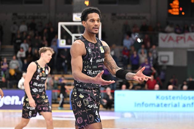 BG Göttingen - Uni Baskets Münster Nick McMullen ( 4, MS) im Spiel der BARMER 2. Basketball Bundesliga ProA zwischen der BG Göttingen und den Uni Baskets Münster in der Sparkassen-Arena am 03.01.2026 in Göttingen, Deutschland. Göttingen Niedersachsen Deutschland
