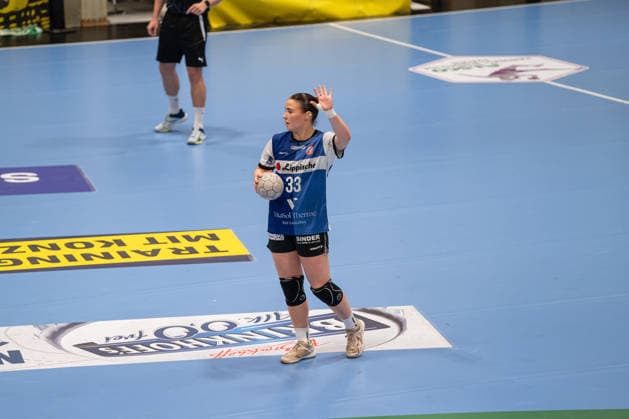 Borussia Dortmund (GER) vs. HSG Blomberg-Lippe (GER), Handball, 1. Handball Bundesliga Frauen, 11. Spieltag, 3.1.2026, Saision 2025 2026, Dortmund Elin Magnusdottir (HSG Blomberg-Lippe, 33) beim Spielaufbau Dortmund Sporthalle Wellinghofen Deutschland