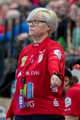 Handball Bundesliga Frauen, Saison 2025 2026 SV Union Halle-Neustadt vs.Buxtehuder SV Halle, Deutschland 03.Januar 2026: Im Bild:Trainerin Ines Seidler (Halle) Halle Saale SWH Arena Sachsen-Anhalt Deutschland