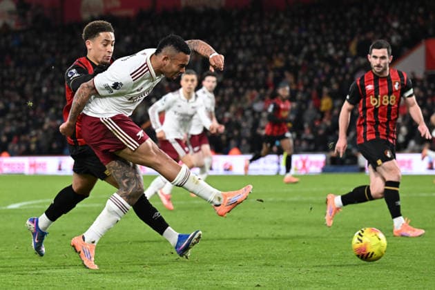 Bournemouth v Arsenal Premier League Gabriel Jesus of Arsenal shoots during the Premier League match at the Vitality Stadium, Bournemouth 03 01 2026 UK Newspapers OUT Copyright: xJeremyxLandeyx FIL-22741-0064