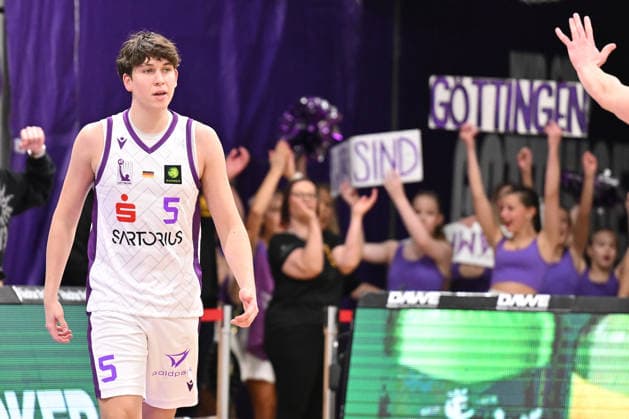 BG Göttingen - Uni Baskets Münster Emil Bode ( 5, GOT) im Spiel der BARMER 2. Basketball Bundesliga ProA zwischen der BG Göttingen und den Uni Baskets Münster in der Sparkassen-Arena am 03.01.2026 in Göttingen, Deutschland. Göttingen Niedersachsen Deutschland