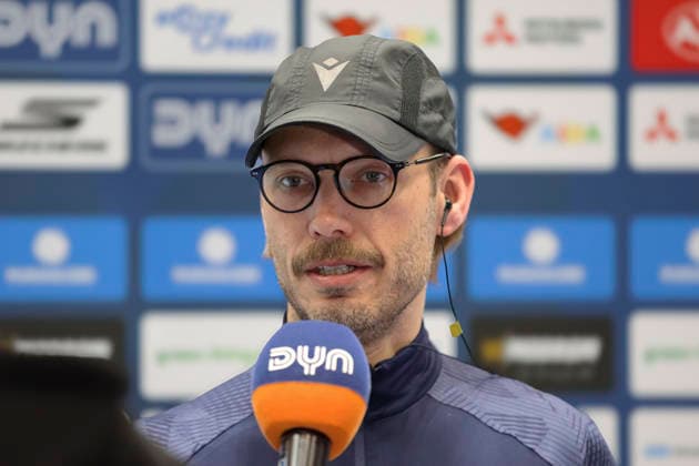 Björn Harmsen (Jena, Head-Coach) vor dem Spiel Syntainics MBC vs. Science City Jena, Basketball, 1. Bundesliga, Maenner, Saison 2025 26, 14. Spieltag, 03.01.2026. Weissenfels Stadthalle Sachsen-Anhalt Deutschland