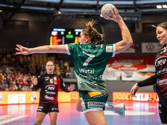 Lea Watzl (Frisch Auf Frauen, 07) von aussen, BSV Sachsen Zwickau vs. Frisch Auf Goeppingen, Handball, 1. Bundesliga, Spielzeit 2025 2026, 03.01.2026 BSV Sachsen Zwickau vs. Frisch Auf Goeppingen, Handball, 1. Bundesliga, Spielzeit 2025 2026, 03.01.2026 Zwickau Copyright: xMichaelxSchmidt Eibner-Pressefotx EP_MST