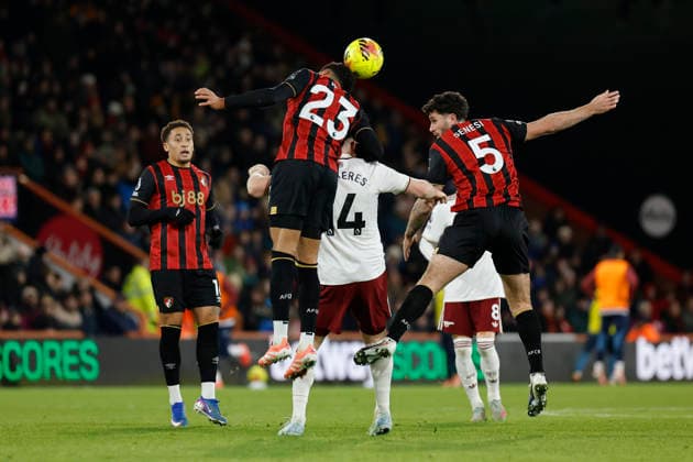 3rd January 2026, Bournemouth, Dorset, England; Premier League Football, AFC Bournemouth versus Arsenal; James Hill of Bournemouth competes with Ben White of Arsenal  HongboxChen