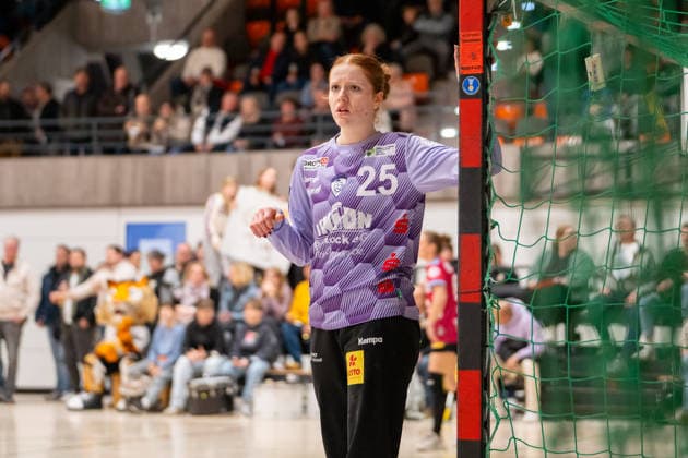 Handball I Frauen I Saison 2025-2026 I 2. Bundesliga I 12. Spieltag I VfL Waiblingen - Rostocker HC I 03.01.2026 Ylva-Elin Tants (25, Rostocker HC) im Tor Waiblingen Rundsporthalle Baden-Württemberg Deutschland Copyright: xLobeca MaxxPetershansx