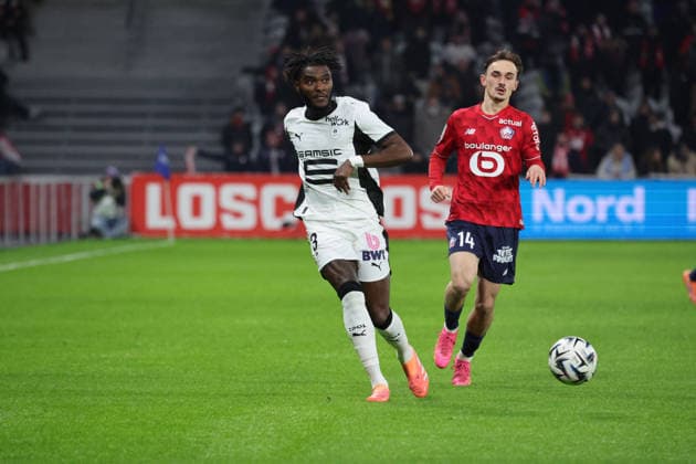 FOOTBALL : LOSC Lille vs Stade Rennais - Ligue 1 J17 - 03 01 2026 Lilian BRASSIER (Stade Rennais) lors du match LOSC Lille vs Stade Rennais, Ligue 1 J17, Decathlon Arena stade Pierre Mauroy, le 3 janvier 2026 - photo Laurent Sanson PsnewZ  Copyright: xLaurentxSANSONx xPsnewZx