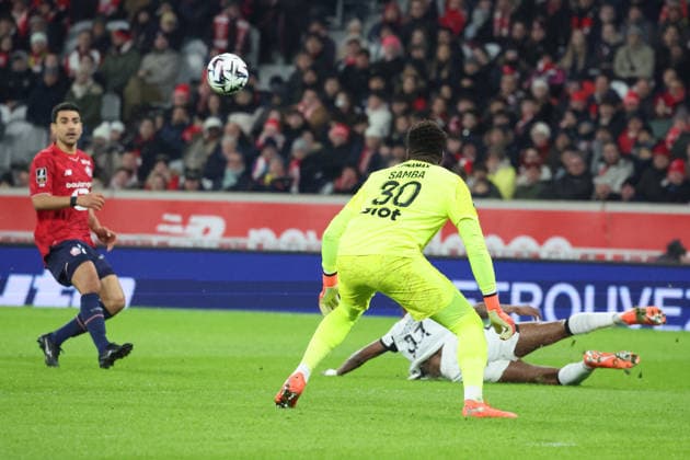 FOOTBALL : LOSC Lille vs Stade Rennais - Ligue 1 J17 - 03 01 2026 Brice SAMBA (Stade Rennais) lors du match LOSC Lille vs Stade Rennais, Ligue 1 J17, Decathlon Arena stade Pierre Mauroy, le 3 janvier 2026 - photo Laurent Sanson PsnewZ  Copyright: xLaurentxSANSONx xPsnewZx