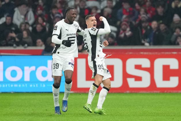 LOSC Lille v Stade Rennais FC - Ligue 1 McDonald s 2025 2026 39 Mohamed Kader MEITE (srfc) - 95 Przemyslaw FRANKOWSKI (srfc) during the Ligue 1 McDonald s match between Lille and Rennes at Stade Pierre Mauroy on January 3, 2026 in Lille, France. Lille France  Copyright: xFEPx 776348244