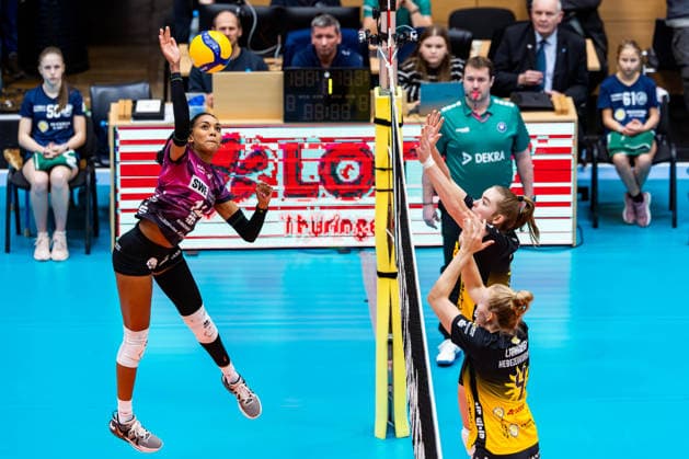 03.01.2026, GER, Volleyball, Frauen, 1.BL, Hauptrunde, Saison 25 26, VfB 91 Suhl Lotto Thueringen - Schwarz-Weiss Erfurt Alianza Darley (Schwarz-Weiss Erfurt) 99817 Eisenach Werner-Assmann-Halle Am Sportp Thüringen Deutschland