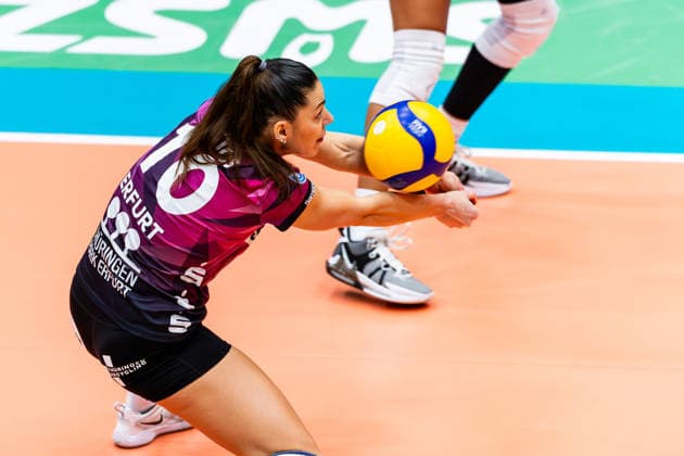 03.01.2026, GER, Volleyball, Frauen, 1.BL, Hauptrunde, Saison 25 26, VfB 91 Suhl Lotto Thueringen - Schwarz-Weiss Erfurt Kinga Szuecs (Schwarz-Weiss Erfurt) 99817 Eisenach Werner-Assmann-Halle Am Sportp Thüringen Deutschland