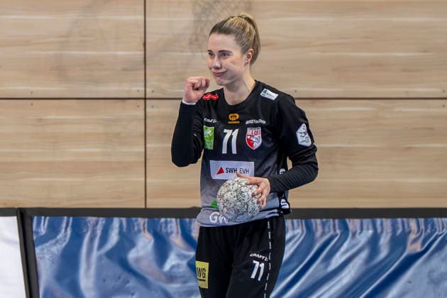 Handball Bundesliga Frauen, Saison 2025 2026 SV Union Halle-Neustadt vs.Buxtehuder SV Halle, Deutschland 03.Januar 2026: Im Bild:Torhueterin Ela Szott (Halle) Gestik, Geste, gestikuliert, Halle Saale SWH Arena Sachsen-Anhalt Deutschland