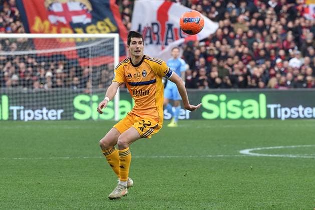CALCIO - Serie A - Genoa CFC vs Pisa SC Stefano Moreo (Pisa) during Genoa CFC vs Pisa SC, Italian soccer Serie A match in Genoa, Italy, January 03 2026 Genoa Italy  Copyright: xIPAxSport ABACAx