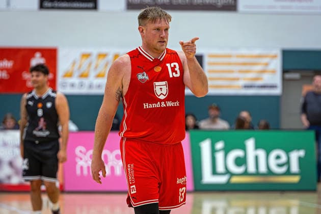 03.01.2026, xovx, Basketball 1. Regionalliga Südwest, Lich Basketball - TSG Söflingen Johannes Lischka (Lich Basketball) gestikulierend. Lich Dietrich-Bonhoeffer-Halle Hessen Deutschland (DE)