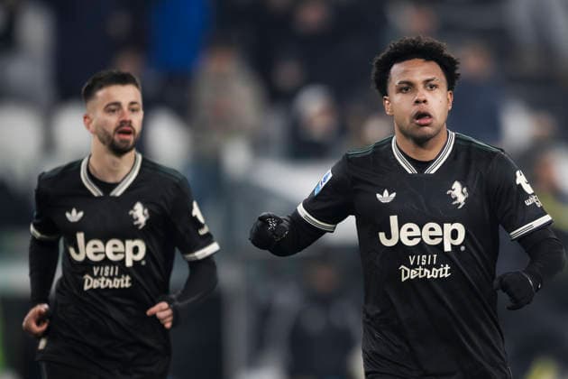 Juventus FC v US Lecce - Serie A Weston McKennie of Juventus FC celebrates after scoring a goal during the Serie A football match between Juventus FC and US Lecce. Turin Italy Copyright: xNicolòxCampox