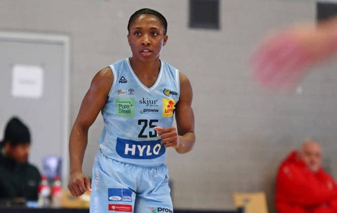 DBBL Pokal.-Viertelfinale, 03.01.2026, Sporthalle West in Dillingen (Saarland), Saarlouis Royals vs. Herner TC (67:54) emspor v.l.n.r. Martha Ann Burse (Saarlouis) bejubelt einen Korb während des Spiels