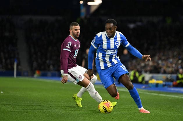 Brighton and Hove Albion v Burnley, Premier League Brighton And Hove Albion forward Danny Welbeck (18) and Burnley defender Kyle Walker (2) during the Premier League match between Brighton and Hove Albion and Burnley at the American Express Stadium, Brighton and Hove, UK on 3 January 2026. Brighton and Hove American Express Stadium East Sussex UK Editorial use only DataCo restrictions apply See www.football-dataco.com , Copyright: xPaulxBockingx PSI-23518-0071