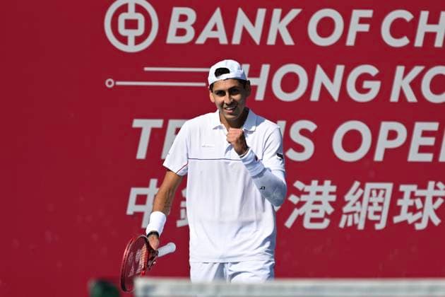Hong Kong Tennis Open - Day 1 Alejandro Tabilo, a Chilean tennis player, during a match at the Hong Kong Tennis Open on January 4, 2026 in Hong Kong. (Photo by Kobe Li Nexpher Images) Hong Kong