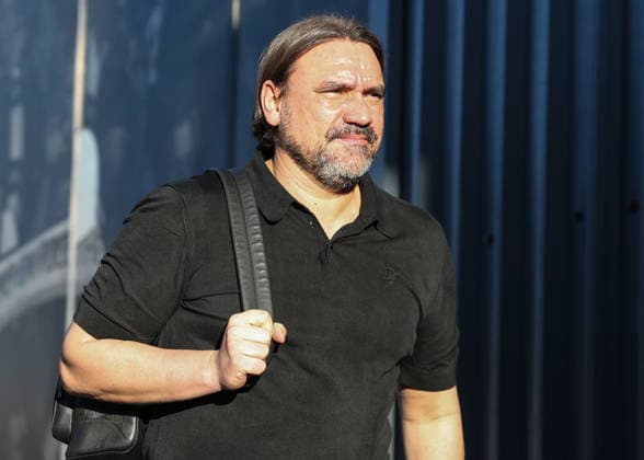 Premier League Leeds United v Manchester United, ManU Daniel Farke manager of Leeds United arrives ahead of the Premier League match Leeds United vs Manchester United at Elland Road, Leeds, United Kingdom, 4th January 2026 (Photo by Richard Bierton News Images) Leeds Elland Road West Yorkshire United Kingdom Copyright: xRichardxBierton NewsxImagesx