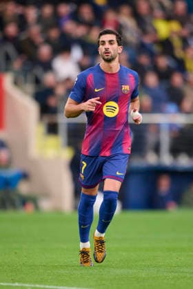 Villarreal CF v FC Barcelona, Barca - LaLiga EA Sports VILLARREAL, SPAIN - DECEMBER 21: Ferran Torres of FC Barcelona in action during to the LaLiga EA Sports match between Villarreal CF and FC Barcelona at Estadio de la Ceramica on December 21, 2025 in Villarreal, Spain. (Photo by Francisco Macia Photo Players Images Magara Press) Villarreal Estadio de la Ceramica Spain Copyright: xFranciscoxMaciax