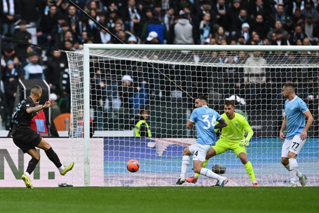 As Roma 04 01 2026 - campionato di calcio serie A Lazio-Napoli foto Antonello Sammarco Image nella foto: gol Leonardo Spinazzola 