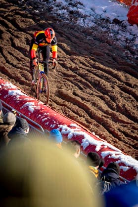 Thibau Nys - BALOISE GLOWI LIONS during the UCI Cyclo-cross World Cup 2025 in ZONHOVEN, Belgium on 29 december 2025, (photo by Marcel van Dorst EYE4images DeFodi Images) -