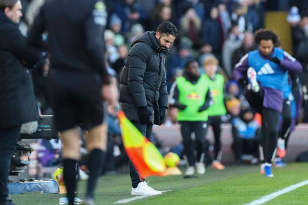Leeds United v Manchester United, ManU Premier League Manchester United Manager Head Coach Ruben Amorim reacts and gestures during the Leeds United v Manchester United Premier League match at Elland Road, Leeds, England on 4 January 2026 Credit: Phil Duncan Every Second Media Editorial use only. All images are copyright Every Second Media Limited. No images may be reproduced without prior permission. All rights reserved. Premier League and Football League images are subject to licensing agreements with Football DataCo Limited. see https: www.football-dataco.com Copyright: xIMAGO EveryxSecondxMediax ESM-1736-0034 PhilxDuncanx xEveryxSecondxMediax