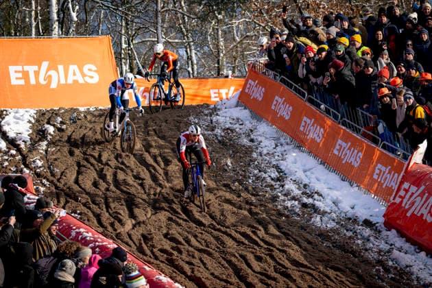 Lucinda Brand - BALOISE GLOWI LIONS during the UCI Cyclo-cross World Cup 2025 in ZONHOVEN, Belgium on 29 december 2025, (photo by Marcel van Dorst EYE4images DeFodi Images) -