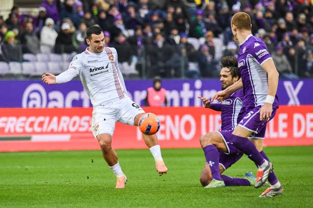 CALCIO - Serie A - ACF Fiorentina vs US Cremonese Federico Bonazzoli (Cremonese) in action during ACF Fiorentina vs US Cremonese, Italian soccer Serie A match in Florence, Italy, January 04 2026 Florence Italy  Copyright: xIPAxSport ABACAx