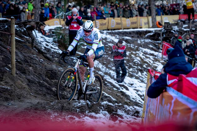 Mathieu van der Poel - ALPECIN-DECEUNINCK during the UCI Cyclo-cross World Cup 2025 in ZONHOVEN, Belgium on 29 december 2025, (photo by Marcel van Dorst EYE4images DeFodi Images) -