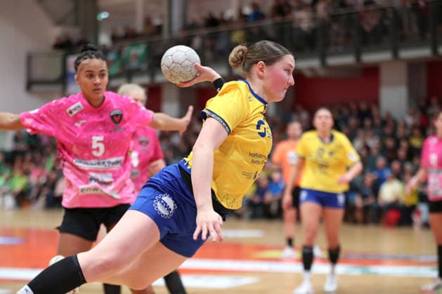 Handball, 2. Alsco HBF: HC Leipzig - Füchse Berlin; 04.01.2026 Kim-Angelina Lang (5, HC Leipzig). 2. Alsco Handball Bundesliga Frauen, HBF, Saison 2025 2026, 12. Spieltag: HC Leipzig vs. Füchse Berlin am 04.01.2026 in der Sporthalle Brüderstraße Leipzig. Copyright: xBEAUTIFULxSPORTS JanxKaeferx
