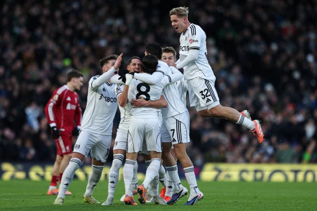 4th January 2026; Craven Cottage, Fulham, London, England; Premier League Football, Fulham versus Liverpool; Harry Wilson of Fulham celebrates scoring his sides 1st goal of the match in the 17th minute for 1-0  HenningxvonxJagow
