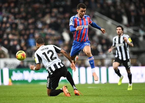 Brennan Johnson of Crystal Palace jumps over a challenge from Malick Thiaw of Newcastle United Newcastle United v Crystal Palace, Premier League, Football, St James Park, Newcastle, UK - 04 Jan 2026Newcastle St James Park United Kingdom EDITORIAL USE ONLY No use with unauthorised audio, video, data, fixture lists, club league logos or live services. Online in-match use limited to 120 images, no video emulation. No use in betting, games or single club league player publications. Copyright: xRichardxLee Shutterstockx 16220533ao