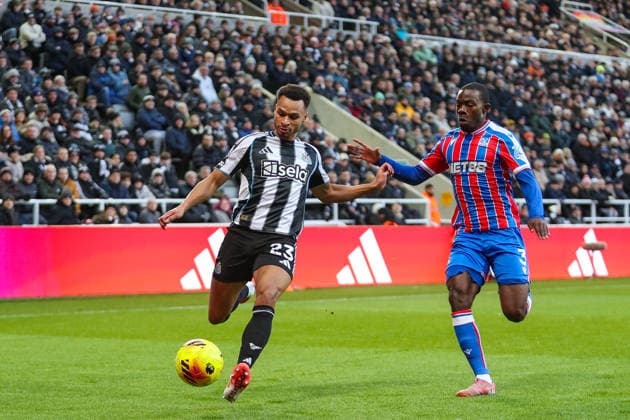 Newcastle United v Crystal Palace, Premier League Jacob Murphy Of Newcastle United in action during the Newcastle United v Crystal Palace Premier League match at St. James Park, Newcastle Upon Tyne, England on 4 January 2026 Credit: Lee Keuneke Every Second Media Editorial use only. All images are copyright Every Second Media Limited. No images may be reproduced without prior permission. All rights reserved. Premier League and Football League images are subject to licensing agreements with Football DataCo Limited. see https: www.football-dataco.com Copyright: xIMAGO EveryxSecondxMediax ESM-1735-0075 LeexKeunekex xEveryxSecondxMediax