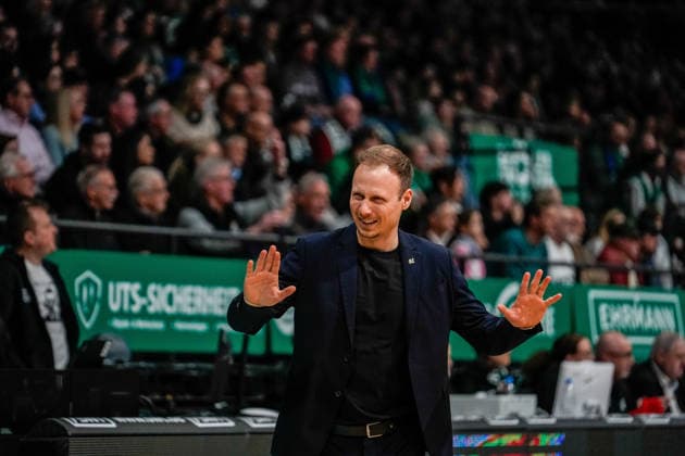 04.01.2026, xdaymx, Basketball easyCredit BBL, Gladiators Trier - Ratiopharm Jacques Schneider wütend und sauer auf die Schiedsrichterleistung (Trier) (DFL DFB REGULATIONS PROHIBIT ANY USE OF PHOTOGRAPHS as IMAGE SEQUENCES and or QUASI-VIDEO) Trier