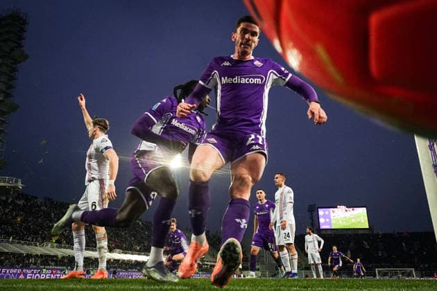 Fiorentina s Moise Kean celebrates after scoring the 1-0 goal for his team during the Serie A soccer match between Fiorentina and Cremonese at the Artemio Franchi Stadium in Florence, north Italy - Sunday, January 4, 2026 -  Copyright: xMassimoxPaolone LaPressex