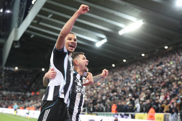 Newcastle Upon Tyne, England, 4th January 2026. Malick Thiaw (L) of Newcastle United celebrates scoring the second goal with Bruno Guimaraes during the Newcastle United vs Crystal Palace Premier League match at St. James Park, Newcastle Upon Tyne. Picture credit should read: Nigel Roddis Sportimage EDITORIAL USE ONLY. No use with unauthorised audio, video, data, fixture lists, club league logos or live services. Online in-match use limited to 120 images, no video emulation. No use in betting, games or single club league player publications. SPI_049_NR_NEWC_CRYS SPI-4431-0048