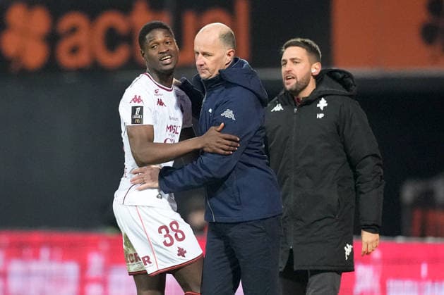 FC Lorient v FC Metz - Ligue 1 McDonald s 2025 2026 Stephane LE MIGNAN (Entraineur Metz FCM) - 38 Sadibou SANE (fcm) during the Ligue 1 McDonald s match between Lorient and Metz at Stade du Moustoir on January 4, 2026 in Lorient, France. Lorient France  Copyright: xFEPx 776348240