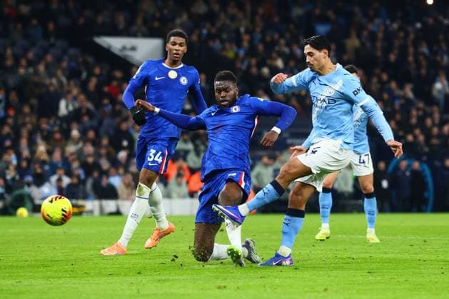 Tijjani Reijnders of Manchester City scores to make it 1-0 and celebrates Manchester City v Chelsea, Premier League, Football, Etihad Stadium, Manchester, UK - 04 Jan 2026Manchester Etihad Stadium United Kingdom EDITORIAL USE ONLY No use with unauthorised audio, video, data, fixture lists, club league logos or live services. Online in-match use limited to 120 images, no video emulation. No use in betting, games or single club league player publications. Copyright: xPaulxCurrie Shutterstockx 16220539bo