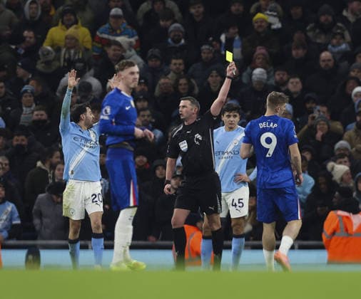 Manchester City v Chelsea, FA Premier League 04.01.26 Manchester City v Chelsea, FA Premier League Bradley Ormesher The Times Liam Delap of Chelsea booked after clashing with Matheus Nunes of Manchester City  Copyright: xBradleyxOrmesherx NINTCHDBPICT001049399314