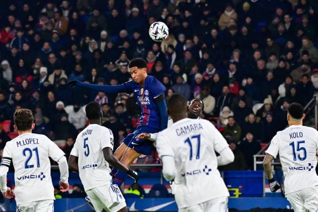 FOOTBALL : PSG vs PFC - Ligue1 - 04 01 2026 Senny Mayulu ( 24 - PSG ) during the Ligue 1 match between Paris Saint Germain and Paris Football Club at Parc Des Princes on January 04 , 2026 in Paris, France. ( Photo by Federico Pestelini PsnewZ ) - ParisFrance  Copyright: xFedericoxPestelinix