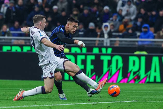 FC Internazionale vs Bologna FC - Serie A 2025 26 - 04 01 2026 Lautaro Martinez of FC Internazionale seen in action during Serie A 2025 26 football match between FC Internazionale and Bologna FC at San Siro Stadium in Milan Copyright: xBEAUTIFULxSPORTS Carabellix