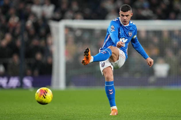 Premier League Tottenham Hotspur v Sunderland Granit Xhaka of Sunderland during the Premier League match Tottenham Hotspur vs Sunderland at Tottenham Hotspur Stadium, London, United Kingdom, 4th January 2026 (Photo by Harvey Murphy News Images) Copyright: xHarveyxMurphy NewsxImagesx