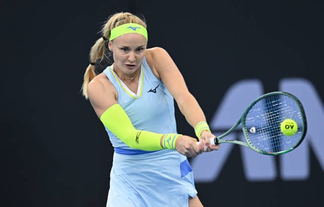 TENNIS BRISBANE INTERNATIONAL, Rebecca Sramkova of Slovakia in action against Kimberly Birrell of Australia during day two of the Brisbane International tennis tournament at Pat Rafter Arena in Brisbane, Monday, January 5, 2026. ( NO ARCHIVING, EDITORIAL USE ONLY BRISBANE QUEENSLAND AUSTRALIA  Copyright: xDARRENxENGLANDx 20260105176351983674